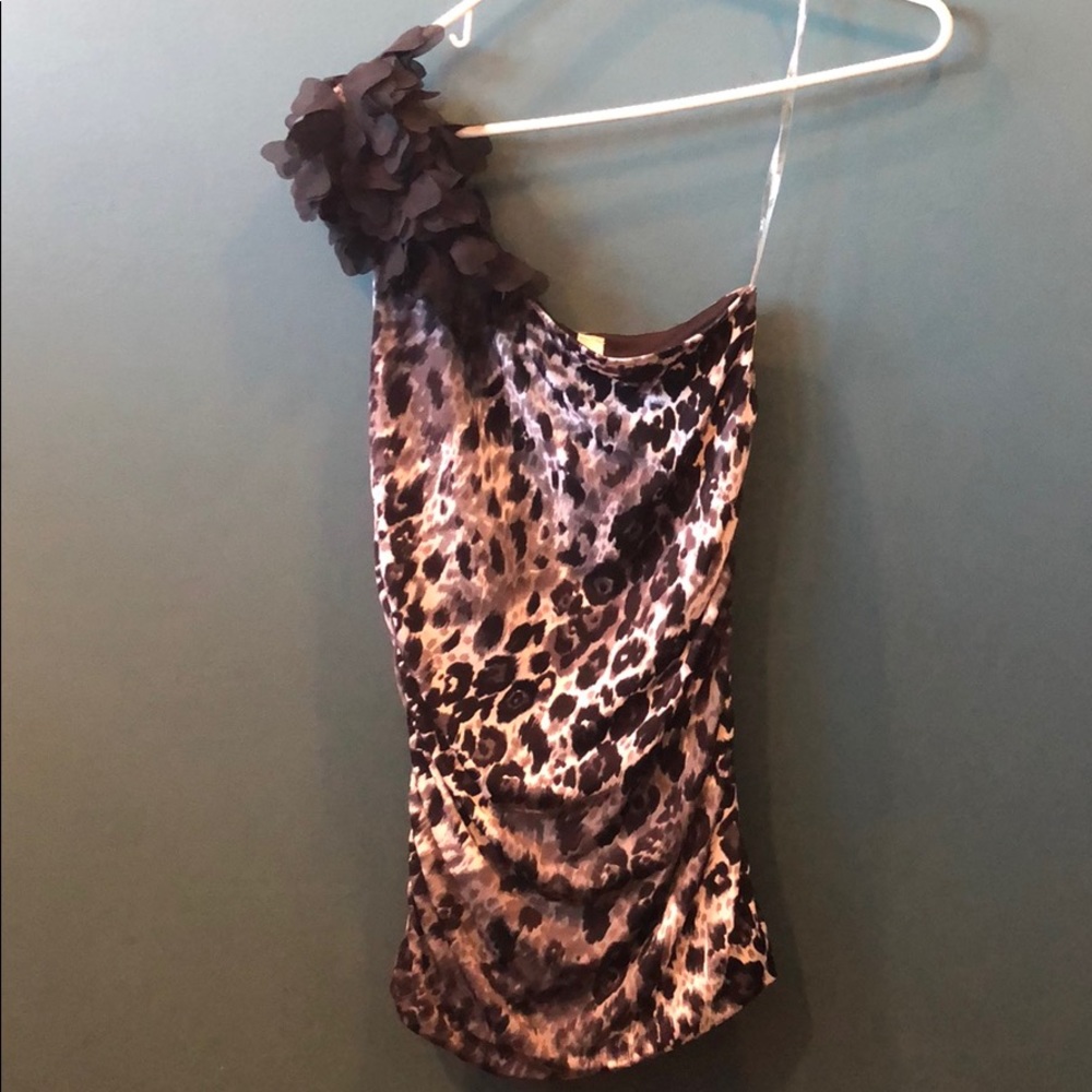 One shoulder dressy top